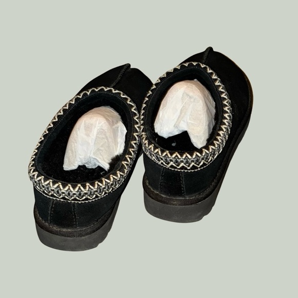 UGG Tasman Slipper in Black Women’s Size 8 - Picture 3 of 13